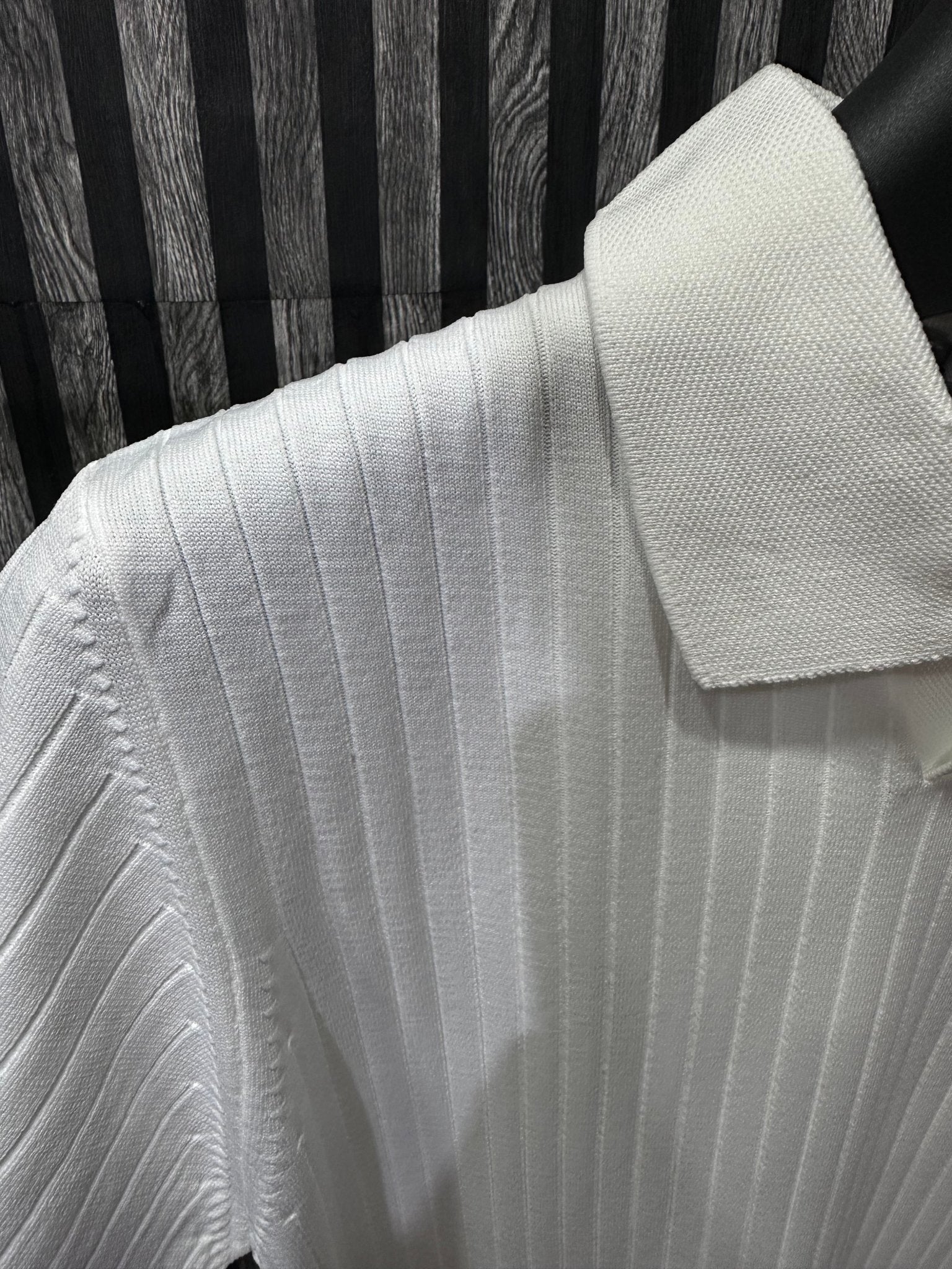 Beyaz Polo Yaka Şeritli - QUUL TR