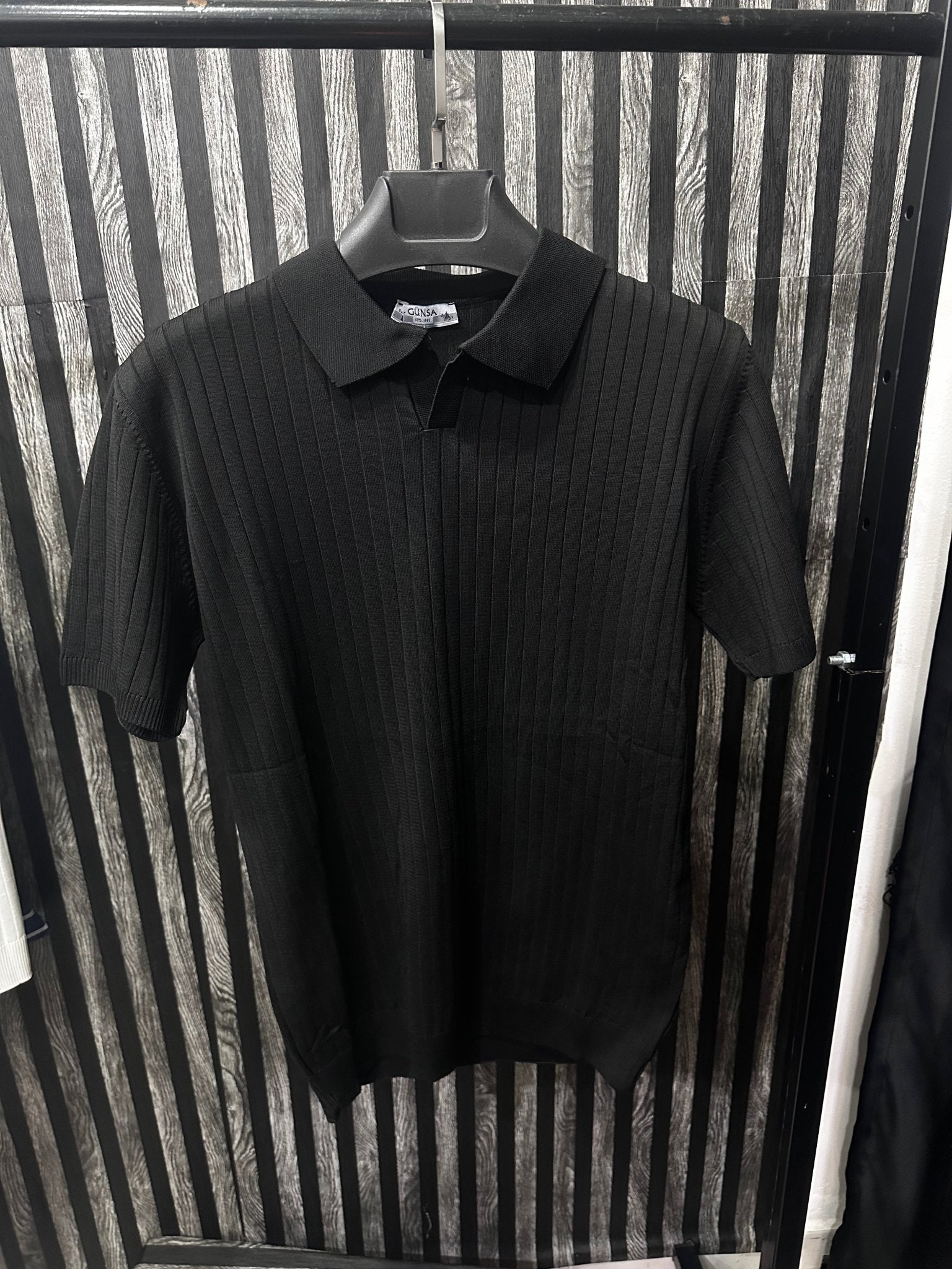 Siyah Polo Yaka Şeritli - QUUL TR